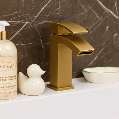 Ellsi Kinlin Waterfall Mono Basin Mixer – Brushed Brass