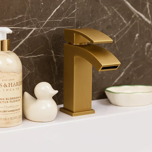 Ellsi Kinlin Waterfall Mono Basin Mixer – Brushed Brass